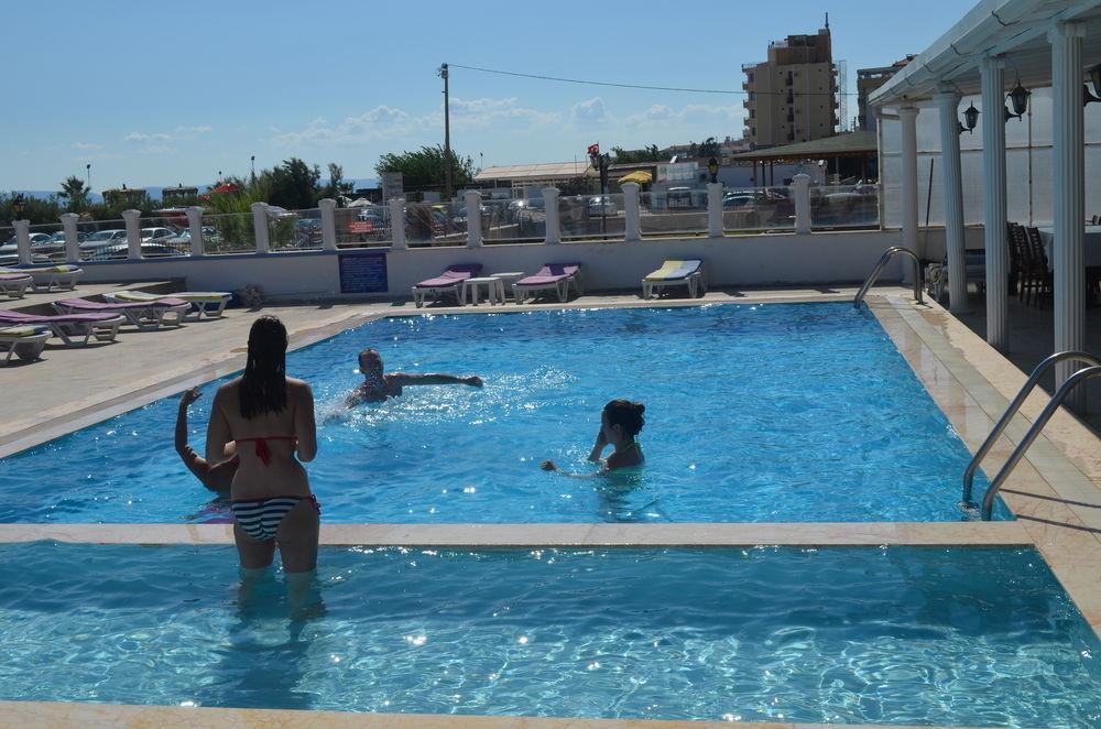 Yasmin Hotel Ayvalik Luaran gambar